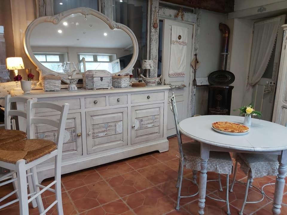 La Maison D'Hocquincourt Bléneau 外观 照片